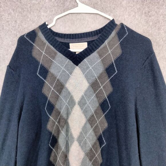 Banana Republic Sweater Mens M Angora Cashmere Blue Argyle Luxury Blend V-Neck - Picture 2 of 11